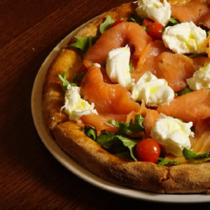 PIZZA AL SALMONE